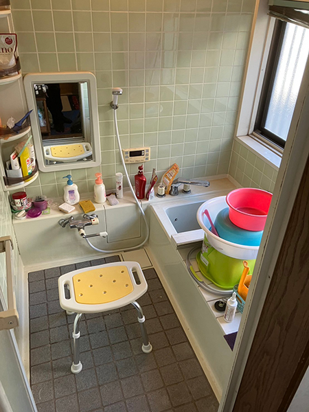 埼玉県川口市｜断熱・水廻りリフォームで浴室・洗面室を快適に-施工前浴室