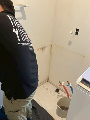 川口市A様｜洗面室リフォーム工事中の様子-工事中